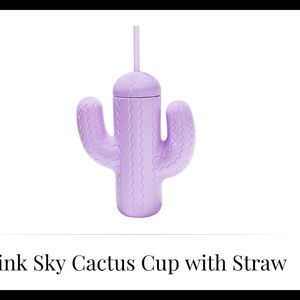 Cactus plastic cup with straw